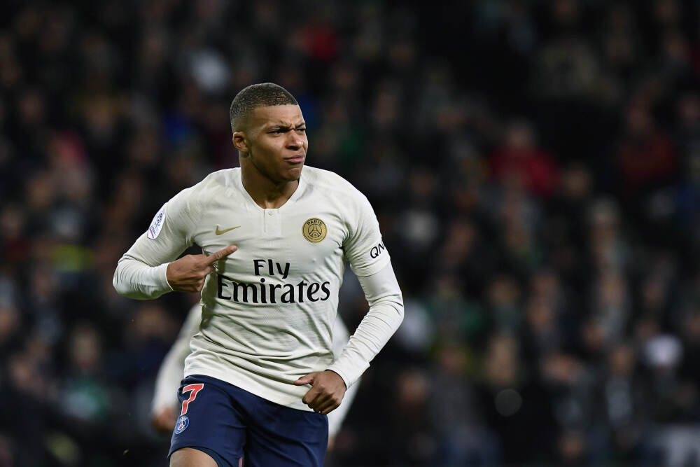 懂球伟: 你认同吗? 西热力江谈庞峥麟